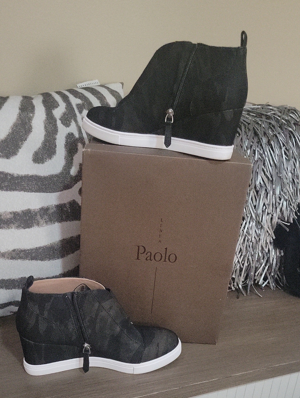 Paolo Camo Fashion Sneakers. Worn Once Do Not Fit. Very Sharp. 9.5 Size